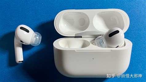 探索最佳AirPods Pro佩戴：四款真无线耳套横评.